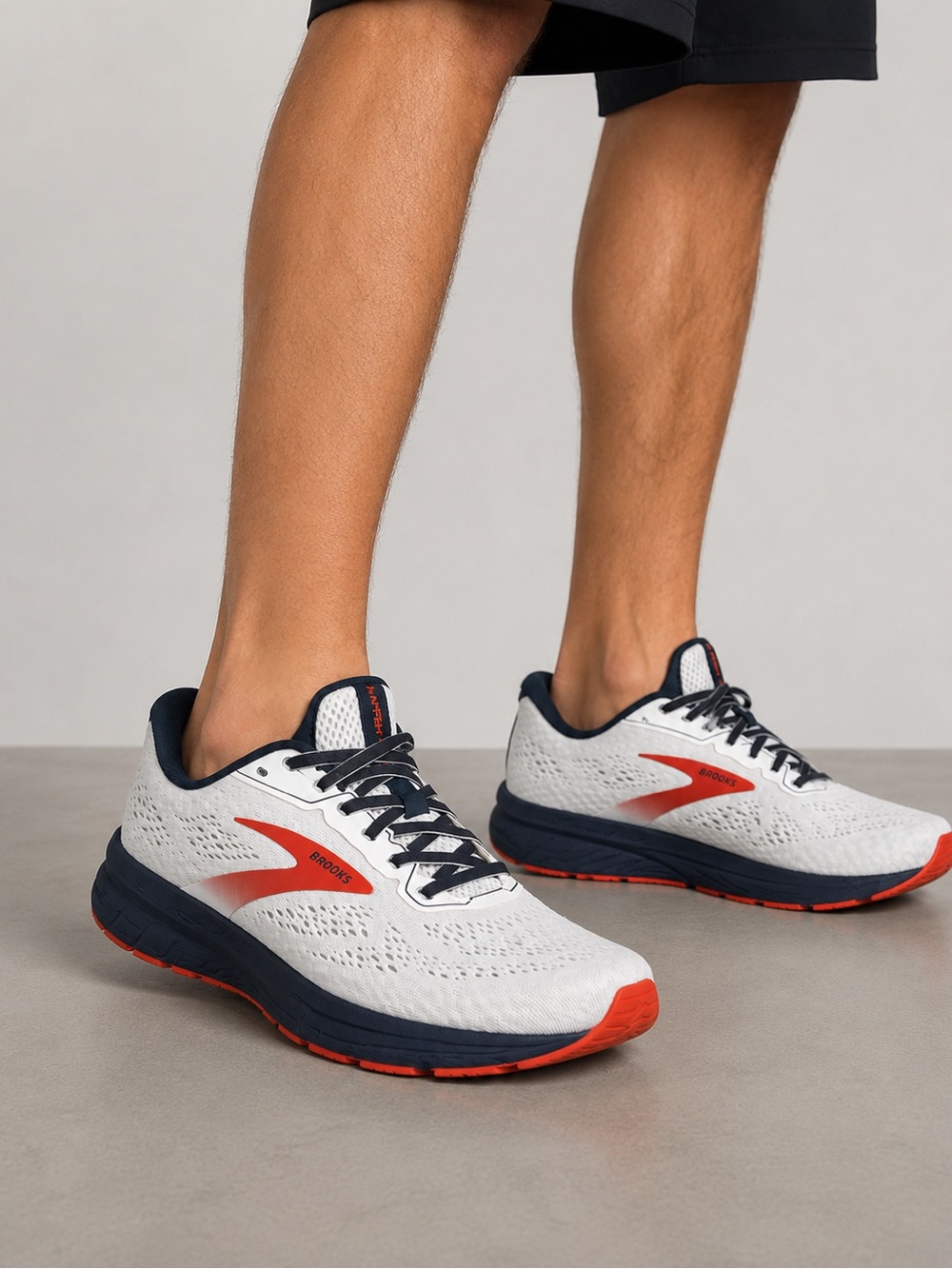 Brooks Anthem 4 Men’s Size 11.5 D White Orange Running Shoes - Picture 11 of 13